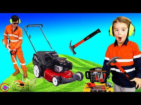 Lawn Mowers for kids | Yardwork BLiPPi Toys | min min playtime